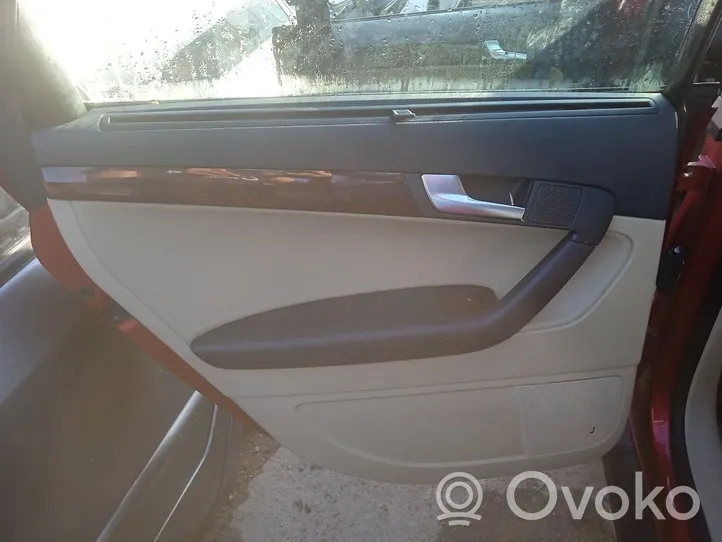 Audi A3 S3 8P Boczki / Poszycie drzwi tylnych 