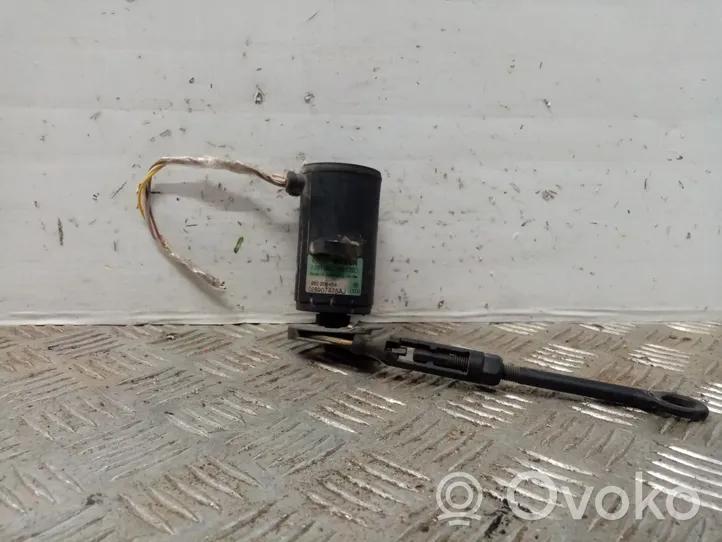 Audi A4 S4 B5 8D Elektriskais gāzes pedālis / sensors 0281002286