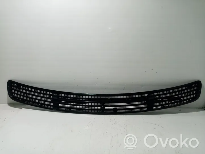 Mercedes-Benz CLK AMG A208 C208 Grille de calandre avant A2038852623