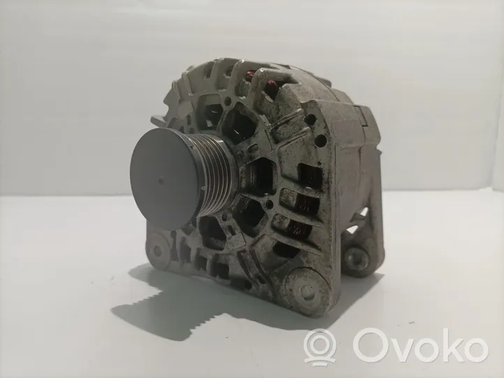 Renault Trafic I Generator/alternator 600673