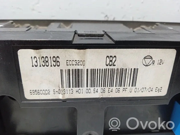 Opel Vectra A Module unité de contrôle climatisation 13138196