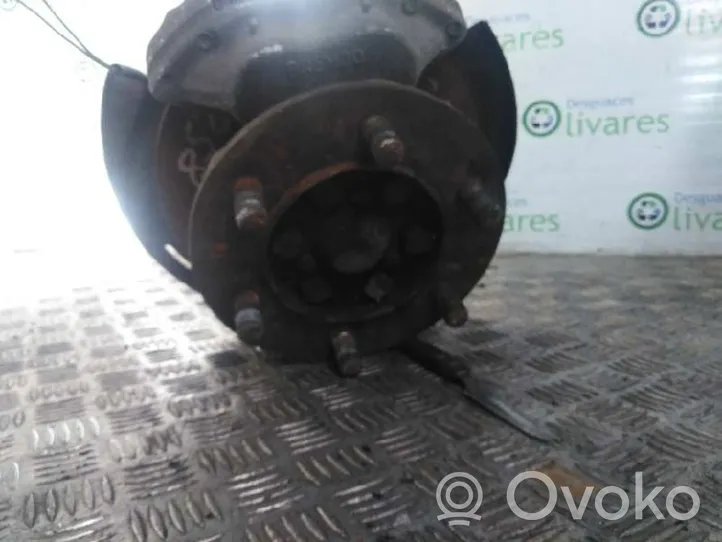 Iveco Daily 45 - 49.10 Fusée d'essieu de moyeu de la roue avant 