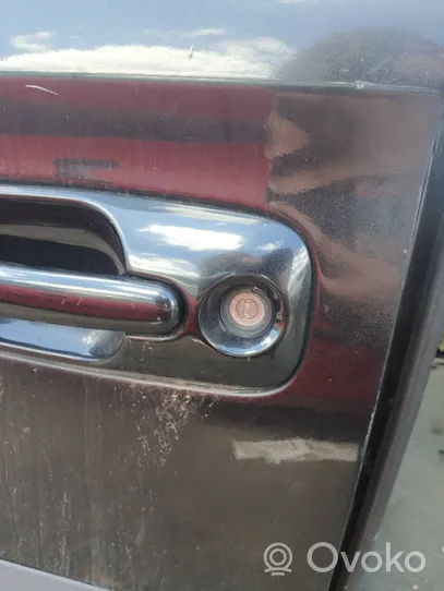 Chrysler Voyager Zamek drzwi przednich 