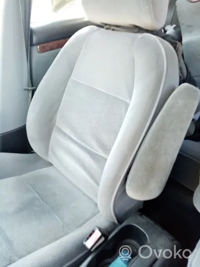 Peugeot 406 Fotel przedni pasażera 