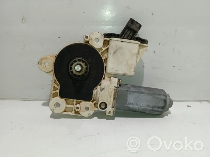 Opel Vectra C Moteur de lève-vitre de porte avant 