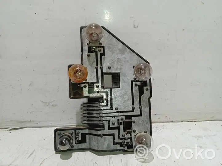 Opel Vectra A Porte ampoule de feu arrière 90568047