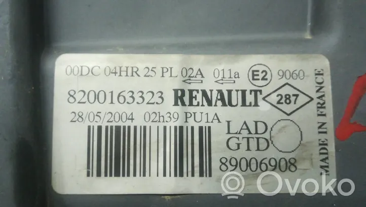 Renault Laguna II Priekinis posūkio žibintas 8200163323