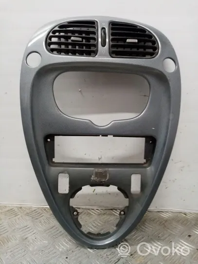 Citroen Xsara Отделка рычага переключения передач (пластиковая) 9631315877