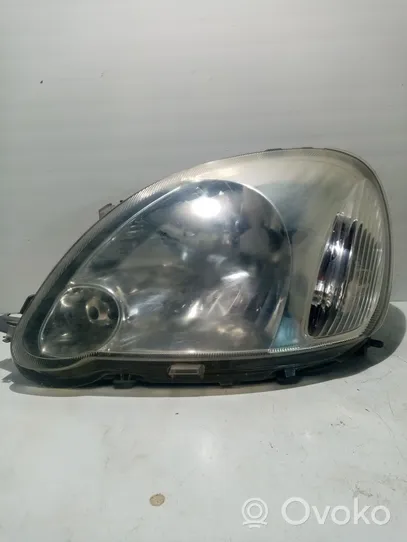 Toyota Yaris Verso Lampa przednia 811700D080