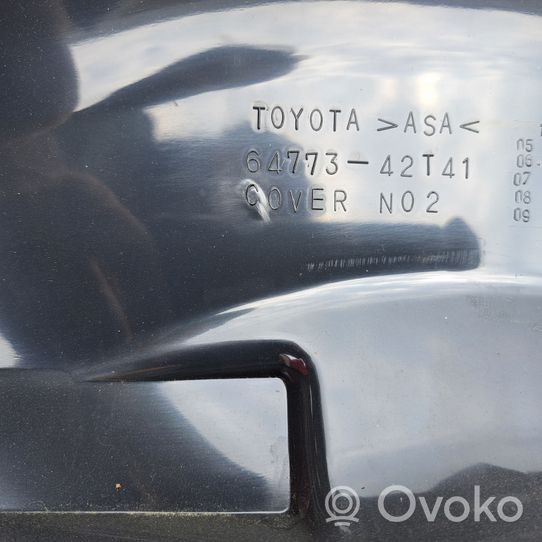 Toyota RAV 4 (XA30) Atsarginio rato skyriaus apdaila 6477142U11