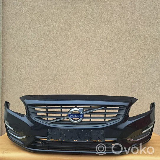 Volvo V60 Paraurti anteriore 