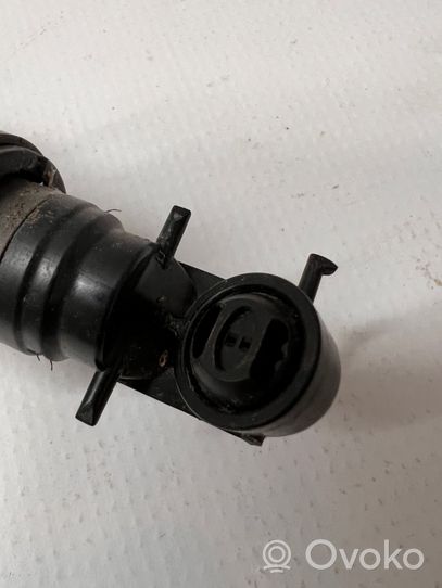 BMW X5 F15 Ugello a spruzzo lavavetri per faro 7292657