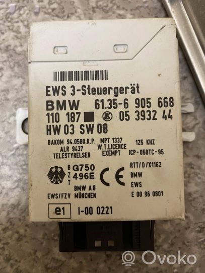 BMW 5 E39 Juego de cerradura y set ECU del motor 0281001830