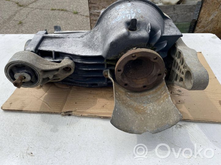 Audi A4 S4 B6 8E 8H Takatasauspyörästö 8E0599287