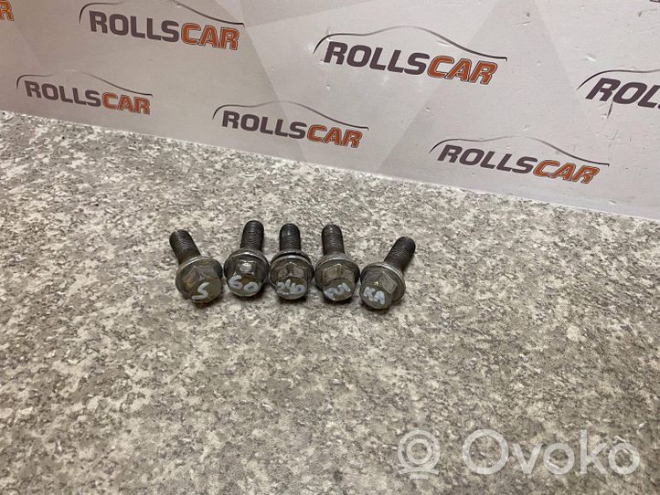 Volvo S60 Nuts/bolts 