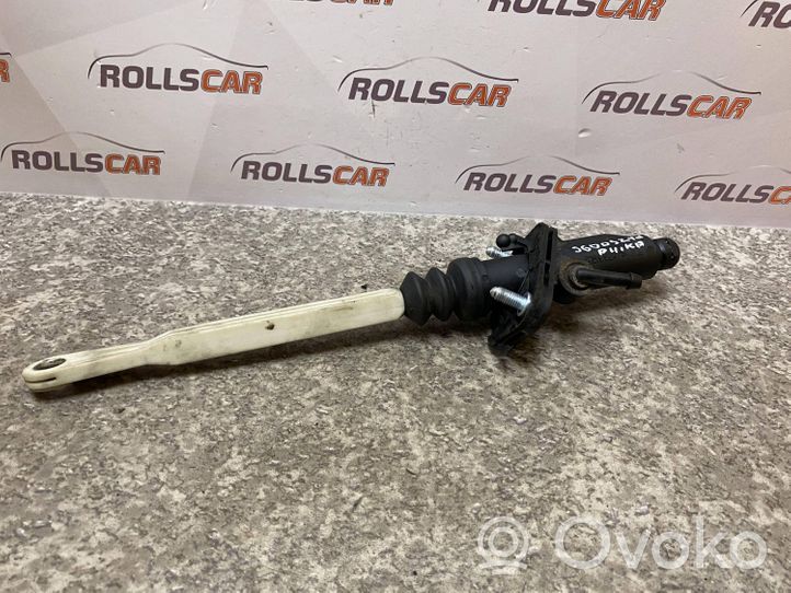 Volvo S60 Clutch master cylinder 30713421