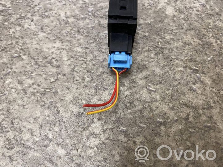 Volvo S60 Brake pedal sensor switch 8622064