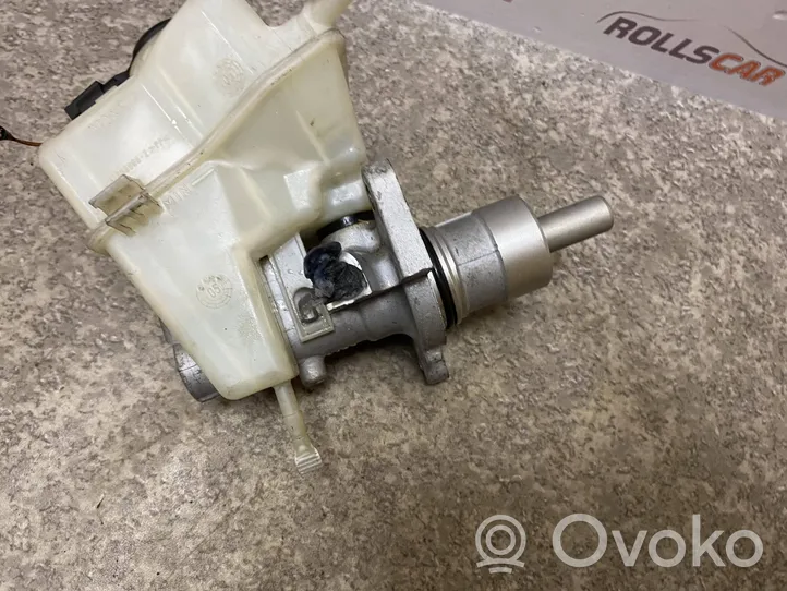 BMW X5 E53 Główny cylinder hamulca 320669062