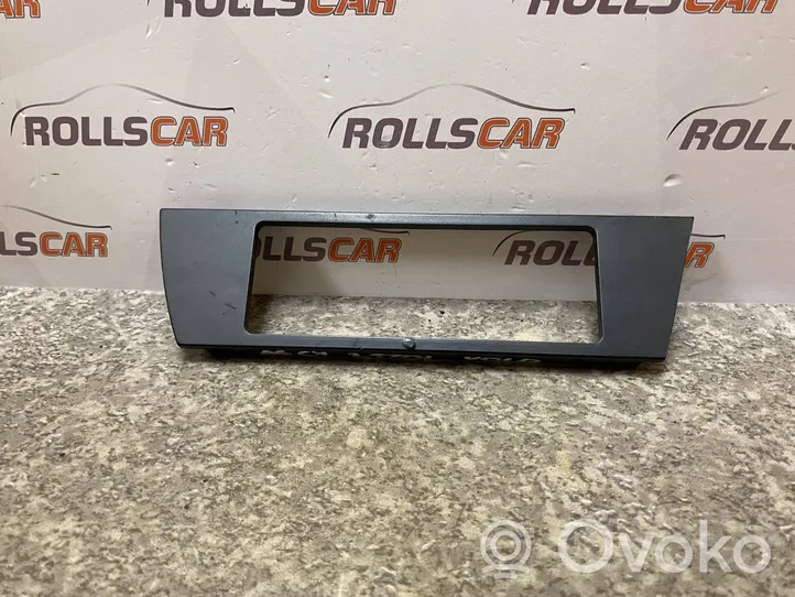 Audi A6 S6 C4 4A Radio/GPS head unit trim 4A0820325B