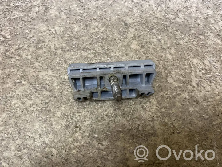 Opel Insignia A Staffa di montaggio della batteria 09115187