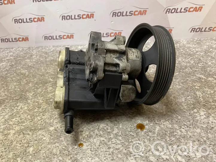 Opel Vectra B Power steering pump 90576809