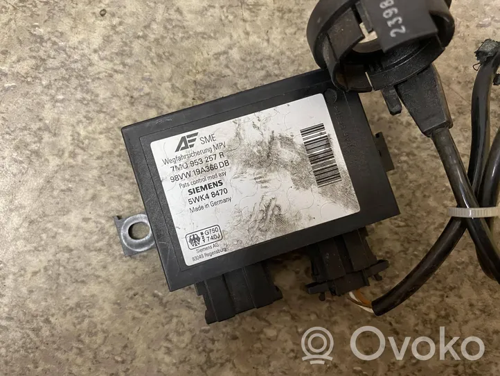 Volkswagen Sharan Immobilizer control unit/module 7M0953257R