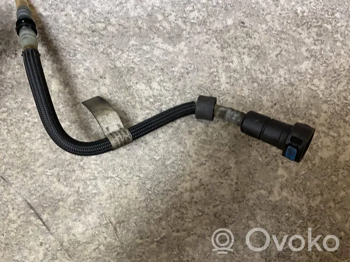 BMW 3 E90 E91 Tuyau d'alimentation conduite de carburant 7802243902