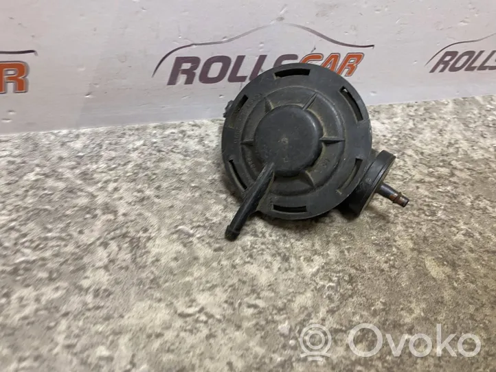 Dodge Caravan Turboahtimen magneettiventtiili 4612837