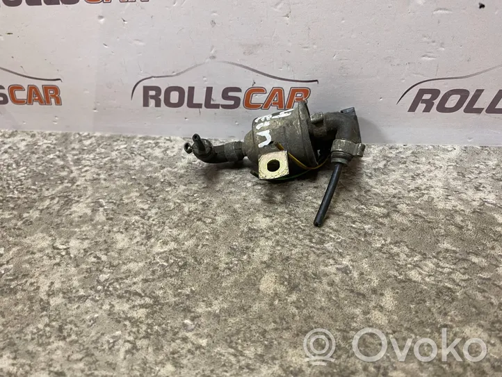 Audi A6 S6 C4 4A Soupape 72123900