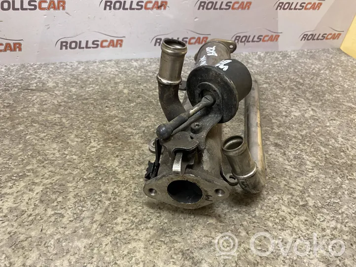 Volkswagen PASSAT B6 EGR valve cooler 03G131512J