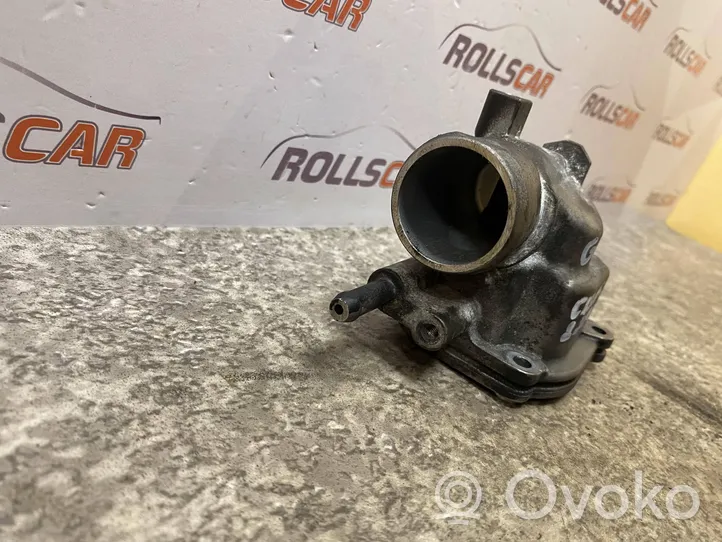 Mercedes-Benz C W203 Alloggiamento termostato A6462000715