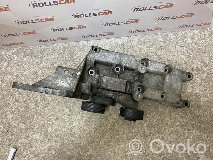 Volvo S60 Engine mounting bracket 8642196