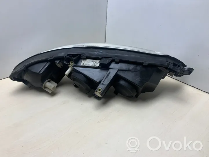 Opel Vectra B Lampa przednia 90586844