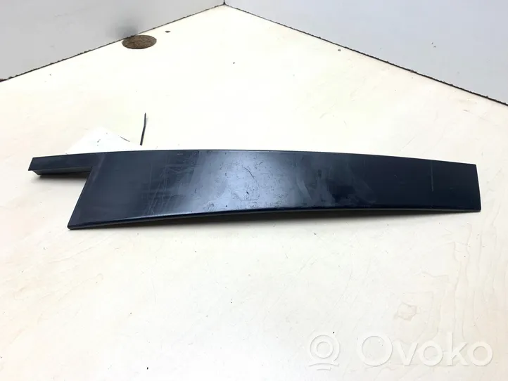 Mercedes-Benz C W204 Rivestimento modanatura del vetro della portiera posteriore A2046902287