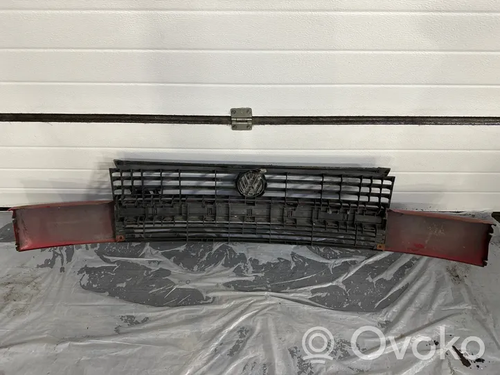 Volkswagen Transporter - Caravelle T4 Front grill 701853653