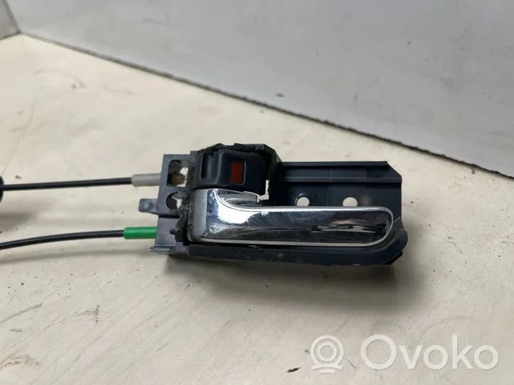 Toyota Avensis T250 Rear door lock PBTABS