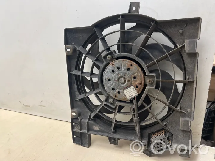 Opel Zafira B Kale ventilateur de radiateur refroidissement moteur 13147279