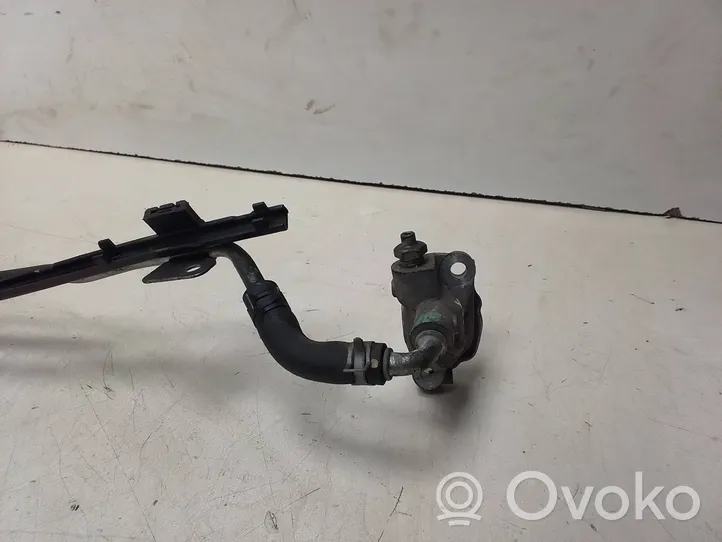 Honda Civic Tuyau de liquide de refroidissement moteur 