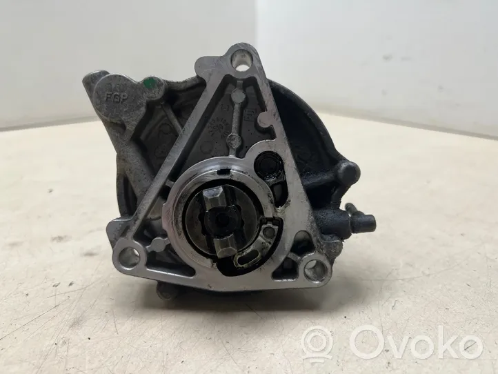 Opel Vectra C Pompe à vide 55187760