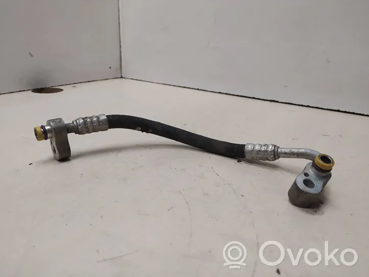 BMW 5 E39 Air conditioning (A/C) pipe/hose 