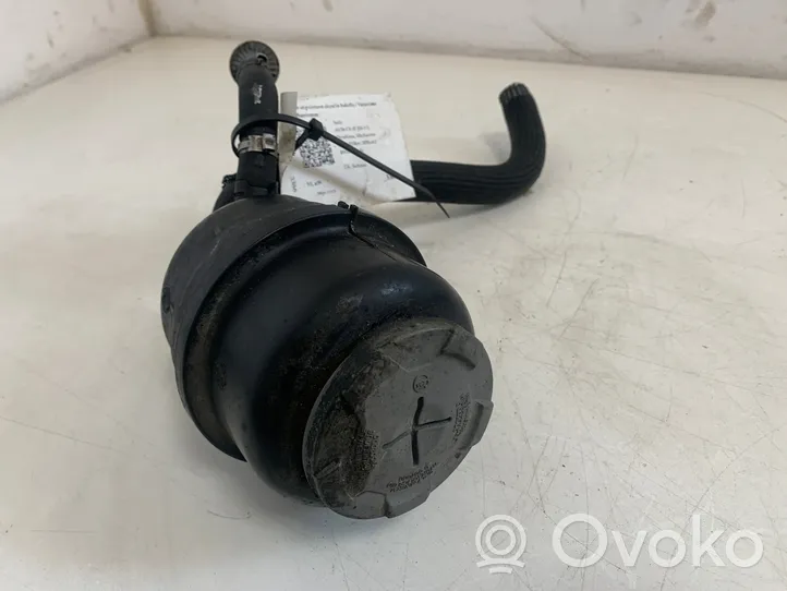 Audi A6 S6 C6 4F Serbatoio/vaschetta del liquido del servosterzo 