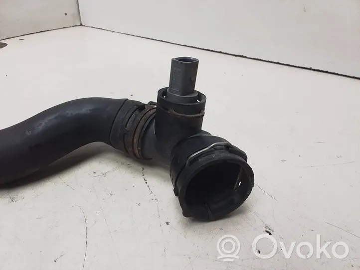 Volkswagen Touran I Intercooler hose/pipe 