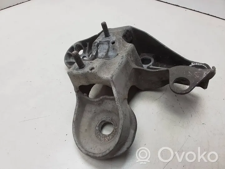 Audi A4 S4 B6 8E 8H Support, suspension du moteur 8E0199351