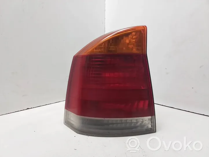 Opel Vectra C Feux arrière / postérieurs 13130643