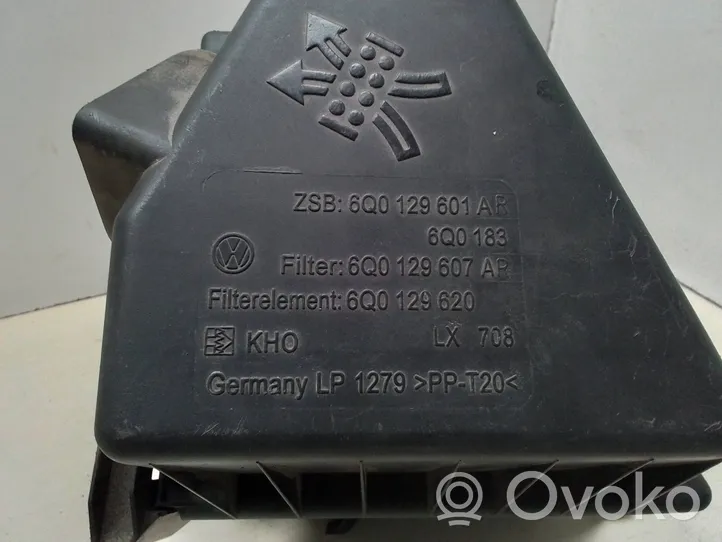 Skoda Fabia Mk1 (6Y) Scatola del filtro dell’aria 6Q0129620
