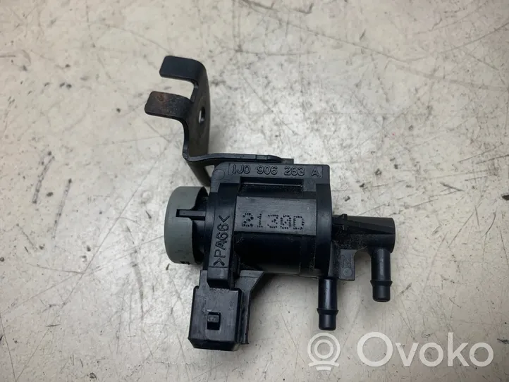 Volkswagen PASSAT B5.5 Solenoidinis vožtuvas 1J0906283A