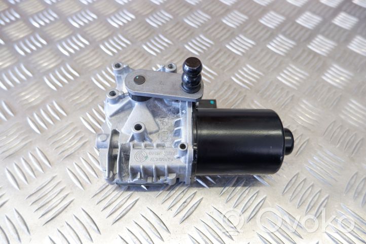 BMW 5 G30 G31 Moteur d'essuie-glace W000061595