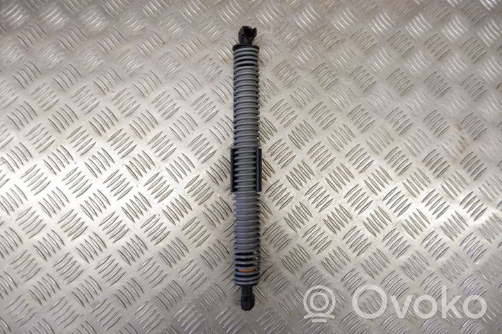 BMW 5 G30 G31 Tailgate/trunk/boot tension spring 7366406