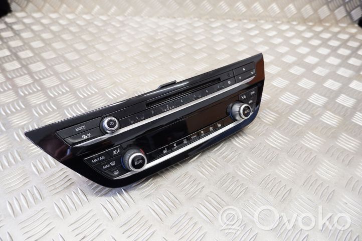 BMW 5 G30 G31 Unidad de control climatización 6834435