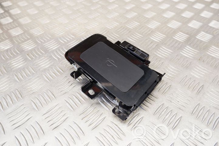 Toyota Prius (XW50) Module de charge sans fil 861C047011